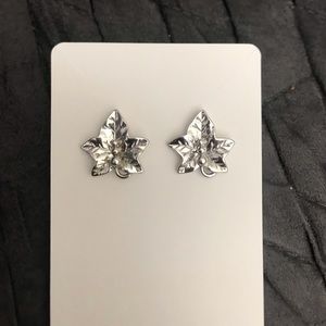 Leaf shaped earrings